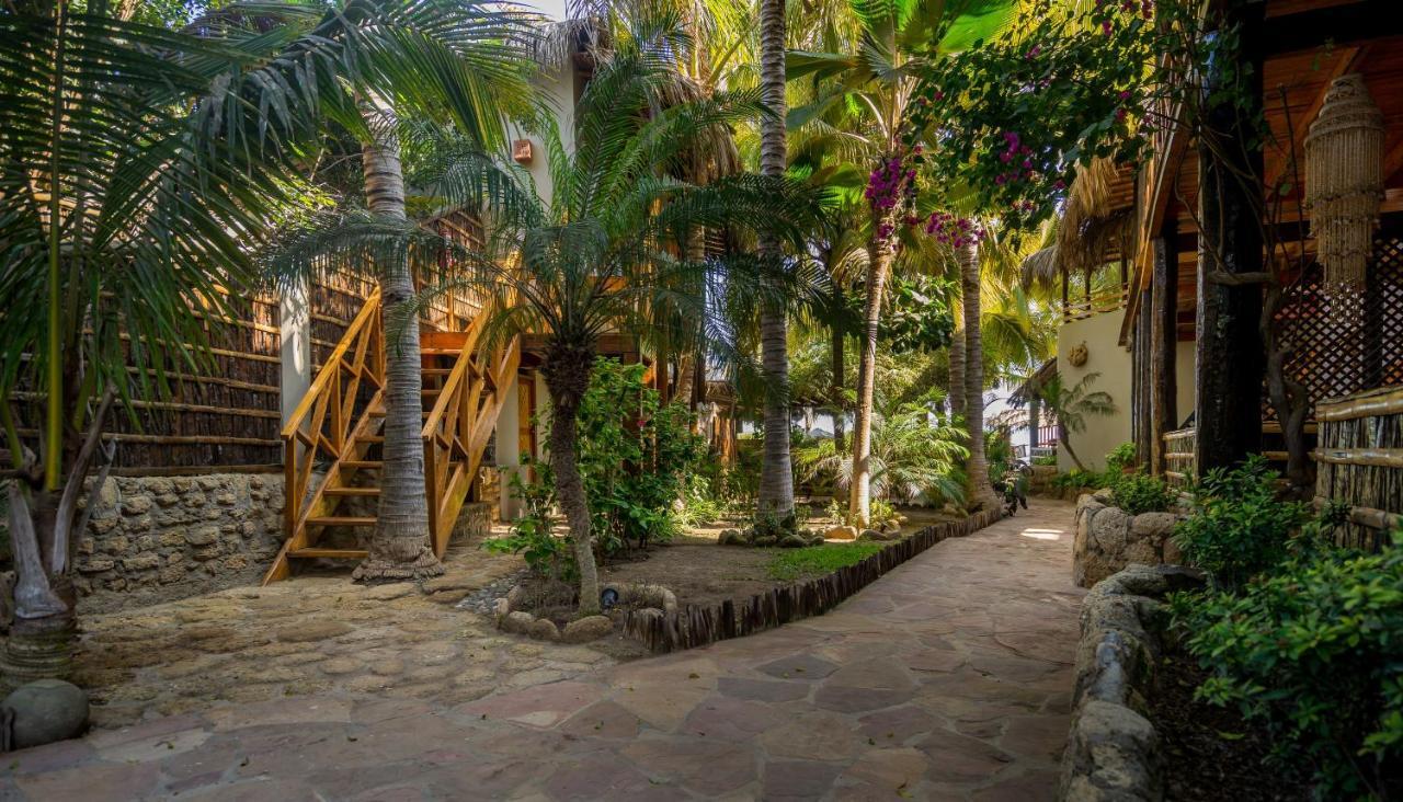 Las Olas Mancora Luaran gambar