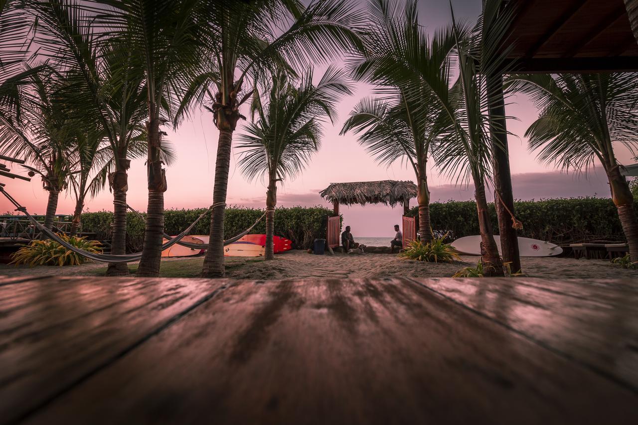 Las Olas Mancora Luaran gambar